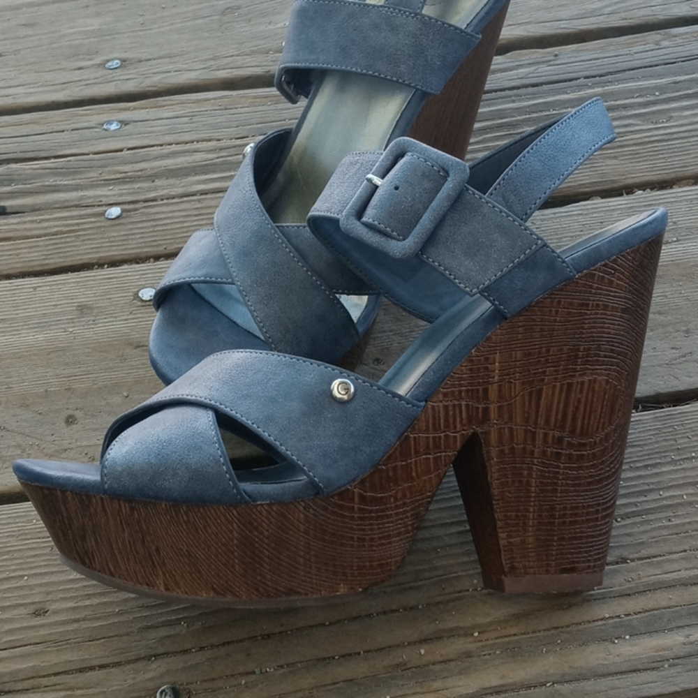 Blue Guess Platforms - Picture 3 of 6